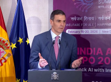 El rifirrafe entre Sánchez y un periodista por su saludo con Felipe González