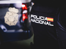 Un agente de Policía Nacional

REMITIDA / HANDOUT por POLICÍA NACIONAL
Fotografía remitida a medios de comunicación exclusivamente para ilustrar la noticia a la que hace referencia la imagen, y citando la procedencia de la imagen en la firma
16/10/2025