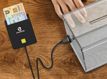 Montaje voto con el DNI digital