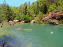 La piscina natural del Charco del Aceite situada en la localidad jinennse de Villanueva del Arzobispo