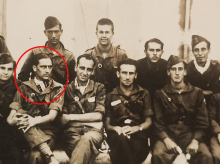 Un grupo de falangistas en la conquista de Ibiza en septiembre de 1936 entre los que se encuentra el abuelo de Jesús Jurado (segundo por la izquierda de la línea de sentados).