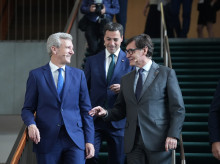 El presidente de la Generalitat, Salvador Illa, el Lehendakari, Imanol Pradales, y el presidente de la Xunta, Alfonso Rueda, durante la sesión 'España, territorio y liderazgo: La visión de los presidentes autonómicos', en la 41 Reunió Cercle d'Economia, en el Palau de Congressos de Catalunya, a 2 de junio de 2026, en Barcelona, Catalunya (España). Con el lema ‘Autonomía estratégica de Europa: ¿mito o realidad?’, la 41 Reunió del Cercle d’Economia 2026 se celbra entre el 1 y el 3 de junio para abordar las capacidades reales de la UE para no quedar subordinada ni a Estados Unidos ni a China en un contexto de reconfiguración geopolítica, guerras, crisis energética y avance acelerado de la inteligencia artificial.

David Zorrakino / Europa Press
02/6/2026