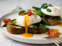Huevos escalfados