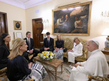 El Papa León XIV recibe a la Reina Sofía y las Infantas