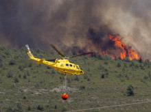Vista de los trabajos de extinción en el incendio de La Mierla (Guadalajara).
