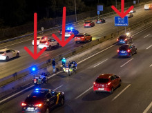 Como la V16 no se ve con claridad, los agentes se ven obligados a señalizar las emergencias