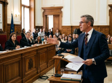Abogado argumentando