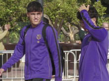 Plantilla del Barca volviendo  a Barcelona tras el retraso por las lluvias en Sevilla