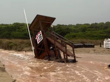 La playa de Cala Llenya, en Ibiza, ha desaparecido bajo el agua.