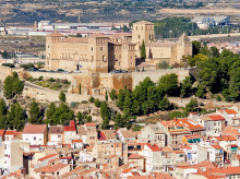 Vista de Alcañiz (Teruel) y su castillo