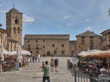 Plaza Mayor de Aínsa, Huesca
