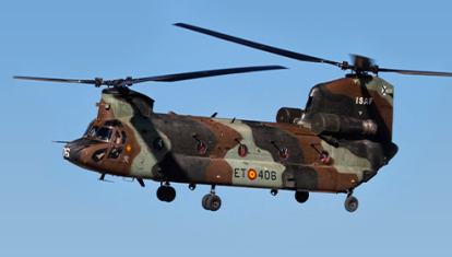 El helicóptero de transporte militar Chinook CH47F del Ejército de Tierra Español
