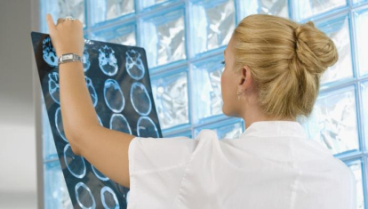 El cerebro sigue madurando hasta los 40 años, según un nuevo estudio