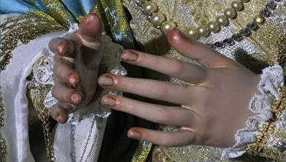 Manos de la nueva imagen de la Inmaculada