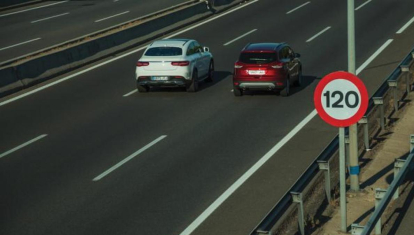 Interferir la correcta circulación de una carretera es sancionable