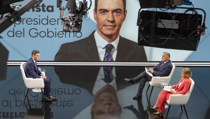 Pedro Sánchez inició una frenética campaña para denunciar una supuesta persecución mediática contra su persona y su esposa