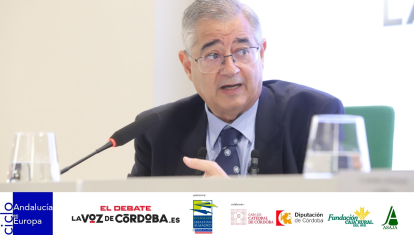 La conferencia de Miguel García García-Revillo, en imágenes