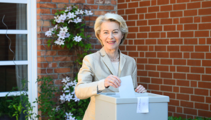 Ursula Von der Leyen ejerce su derecho al voto