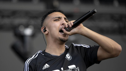 El cantante Morad durante una actuación en el Share Festival, en el Parc del Fòrum, a 10 de junio de 2023, en Barcelona, Catalunya (España). Morad El Khattouti El Horami, conocido simplemente como Morad, es un rapero, cantante y compositor español de origen marroquí.? Morad comenzó su carrera lanzando su primer sencillo en el año 2018.
10 JUNIO 2023;FESTIVAL;MÚSICA;URBANA;RAP;RAPERO
Lorena Sopêna / Europa Press
(Foto de ARCHIVO)
10/6/2023