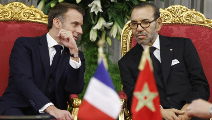 El presidente de Francia, Emmanuel Macron, junto al Rey de Marruecos, Mohamed VI, en Rabat