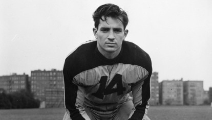 Kerouac como jugador de fútbol americano en la Universidad de Columbia