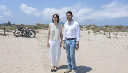 Diana Morant y el alcalde de Gandía, José Manuel Prieto, en la localidad valenciana