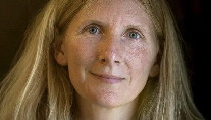 La escritora británica Samantha Harvey, Premio Booker 2024 por 'Orbital'