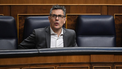 El ministro de la Presidencia, Justicia y Relaciones con las Cortes, Félix Bolaños, durante una sesión plenaria en el Congreso