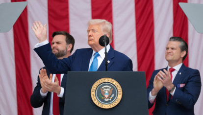 El presidente Donald Trump durante el acto del Día de los caídos en EE.UU.