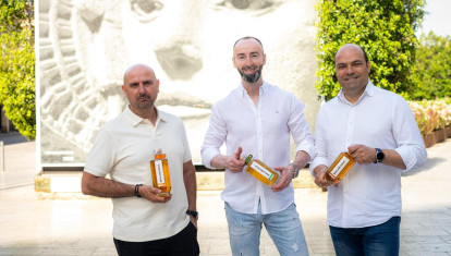 Equipo fundador de Malabusca, empresa ilicitana de ron que triunfa en Londres