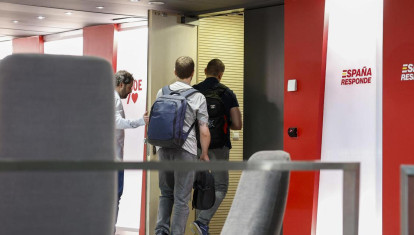 La Unidad Central Operativa (UCO) de la Guardia Civil ha accedido este viernes a la sede del PSOE, en la calle Ferraz, a petición del Tribunal Supremo