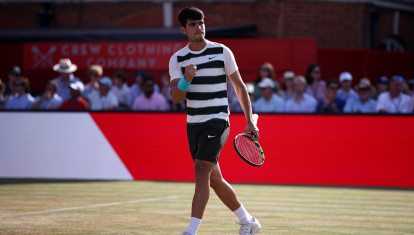 Carlos Alcaraz se metió en semifinales del ATP 500 de Queen's
