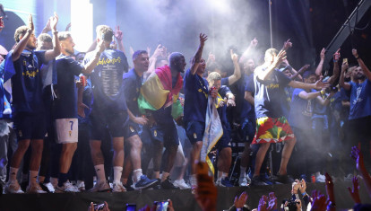 Los jugadores del Oviedo celebran el ascenso a Primera División