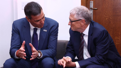 El presidente del Gobierno, Pedro Sánchez, con Bill Gates