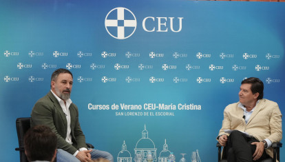 Santiago Abascal y Enrique García-Máiquez, en los cursos de verano del CEU