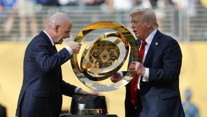 Donald Trump junto a Gianni Infantino en la final del Mundial de Clubes