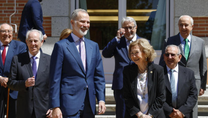 El Rey Felipe y la Reina Sofía reciben en audiencia al Comité Ejecutivo de FESBAL en La Zarzuela
