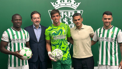 Los tres nuevos fichajes, presentados en El Arcángel