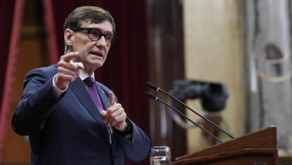 El presidente de la Generalitat, Salvador Illa, durante una sesión plenaria, en el Parlamentp de Cataluña, a 22 de julio de 2025, en Barcelona, Cataluña (España).