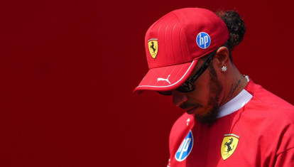 Lewis Hamilton no levanta cabeza en Ferrari