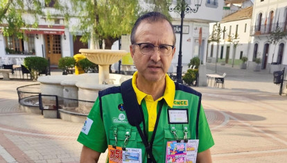 Alfonso Torralbo, vendedor de la ONCE en Cardeña