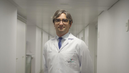 El doctor Diego González Rivas del Hospital Quirónsalud de A Coruña.

REMITIDA / HANDOUT por HOSPITAL QUIRÓNSALUD A CORUÑAE
Fotografía remitida a medios de comunicación exclusivamente para ilustrar la noticia a la que hace referencia la imagen, y citando la procedencia de la imagen en la firma
30/10/2017