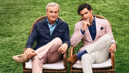 Carlos Sainz junto con su hijo
