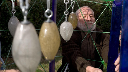 El escultor José Luis Alonso Coomonte