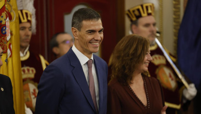 El presidente del Gobierno, Pedro Sánchez, y la presidenta de Congreso, Francina Armengol