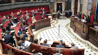 Imagen del pleno del Ayuntamiento de Valencia en el lunes 22 de diciembre de 2025.