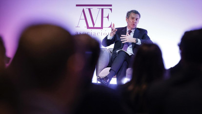 Imagen tomada este martes del líder del PP, Alberto Núñez Feijóo, participando en la asamblea anual de AVE

ROBER SOLSONA - EUROPA PRESS
10/2/2026