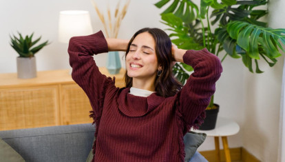 Cerrar los ojos para escuchar mejor