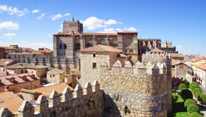 Muralla y catedral de Ávila