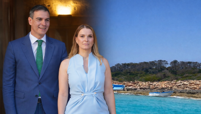 Las paradisiacas costas de Baleares muestran, cada vez más, imágenes como esta: pateras abandonadas